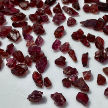 Load image into Gallery viewer, Rough Red Garnet Chips - 4-12mm
