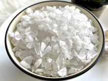 Load image into Gallery viewer, Rough Quartz Chips