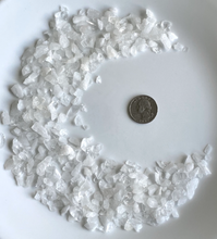 Load image into Gallery viewer, Rough Quartz Chips