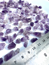 Load image into Gallery viewer, Rough Amethyst Chips