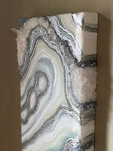 Load image into Gallery viewer, Silver White & Iridescent Green w/ Clear Quartz 20" x 10" x 3"