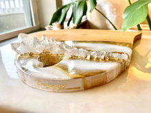 Load image into Gallery viewer, Gold & White Heart Shaped Bamboo Charcuterie Board - Clear Quartz