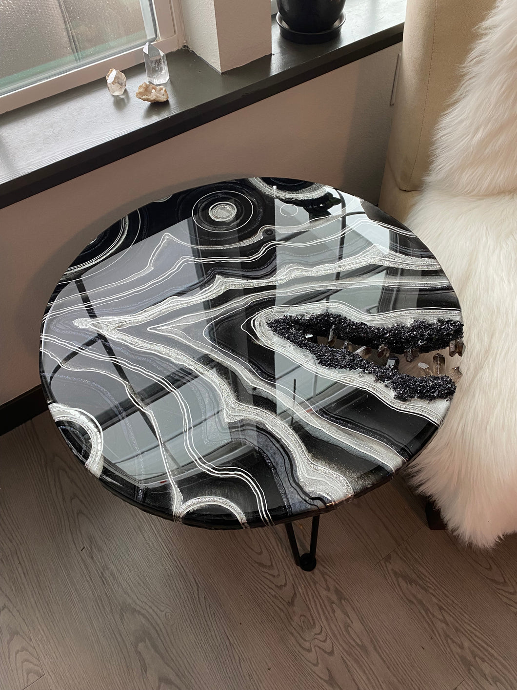 Geode Accent Table with Smoky Quartz Points & Hairpin Legs - 24