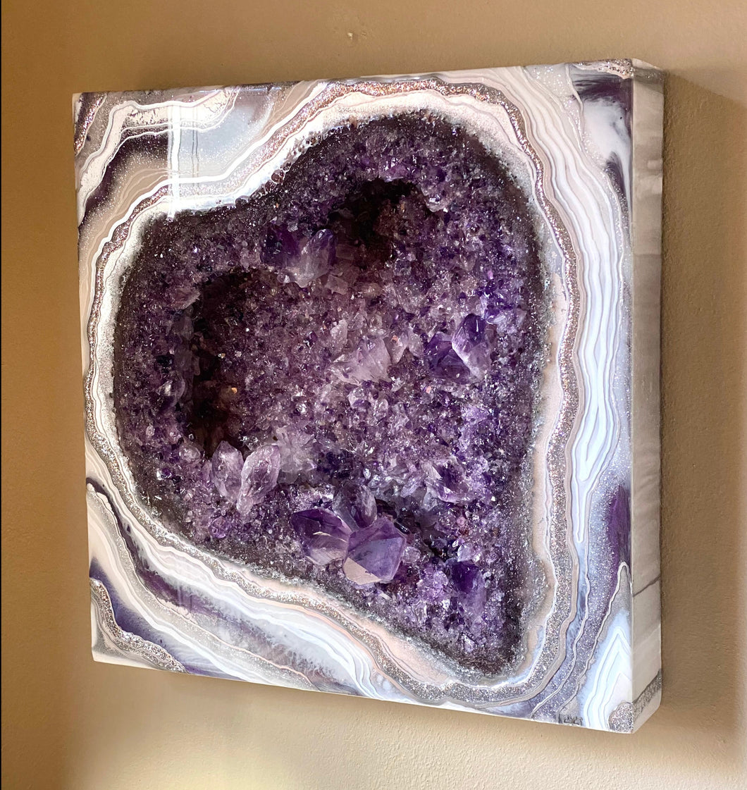 Amethyst 3D Heart-Shaped Geode 14