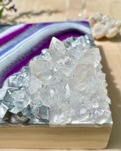 Load image into Gallery viewer, Blue-Violet Orchid &amp; Silver Geode with Clear Quartz 6&quot; x 6&quot; x 2.75&quot;
