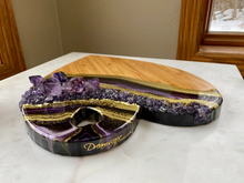 Load image into Gallery viewer, Black Gold &amp; Purple Heart Shaped Bamboo Charcuterie Board - Amethyst
